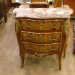 326 2389 CHEST OF DRAWERS